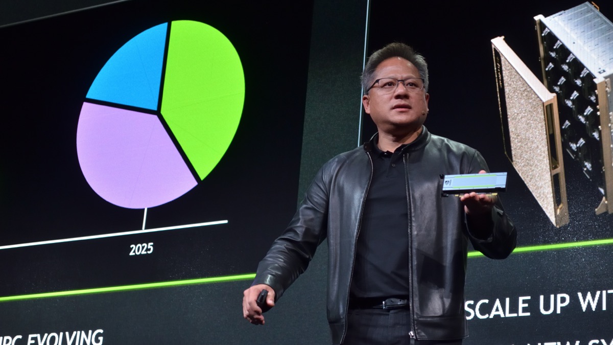 Nvidia CEO Jensen Huang presenting on stage at SC18.